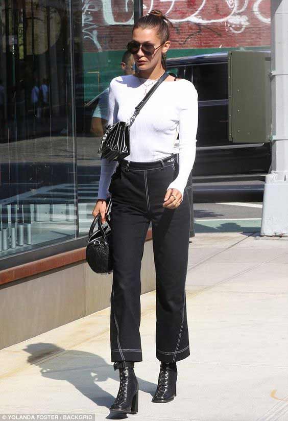 Jean noir + col roulé