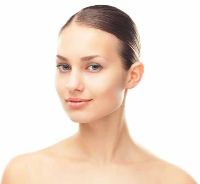 Peau lisse et nette sans points noirs