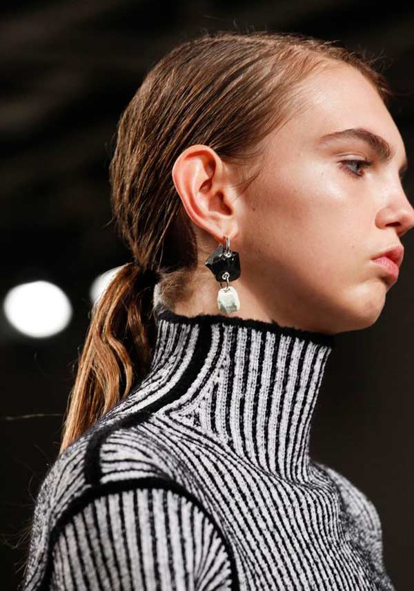 Boucles d'oreilles massives accessoire élégant 2026