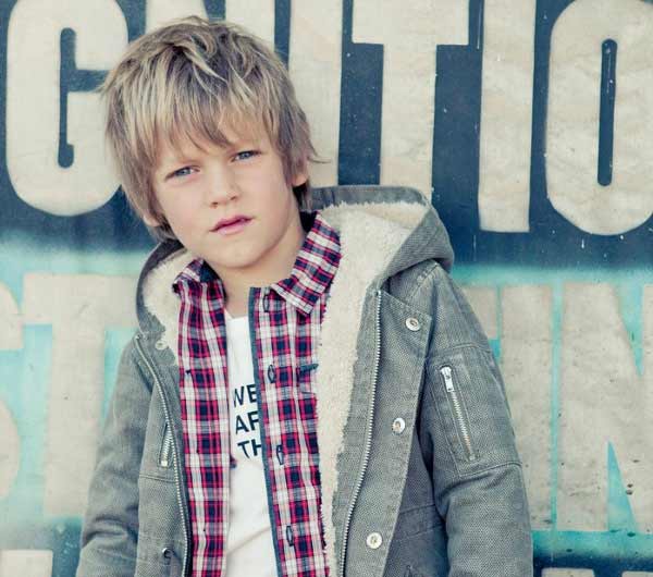 Coupe de cheveux pour cheveux longs