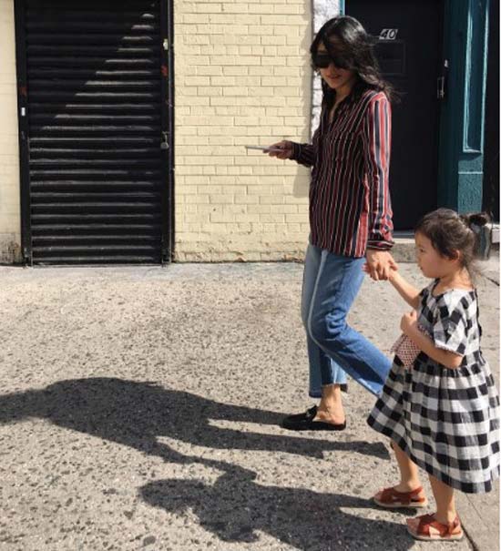 Chemise + jean + mamie