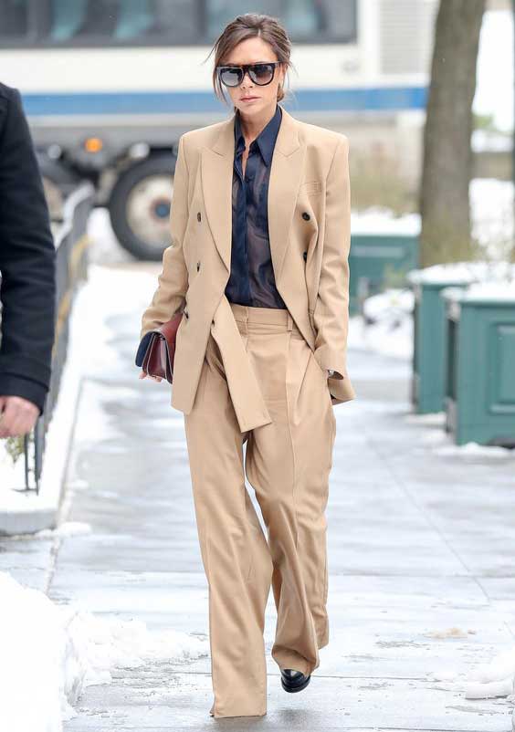 Tailleur pantalon beige