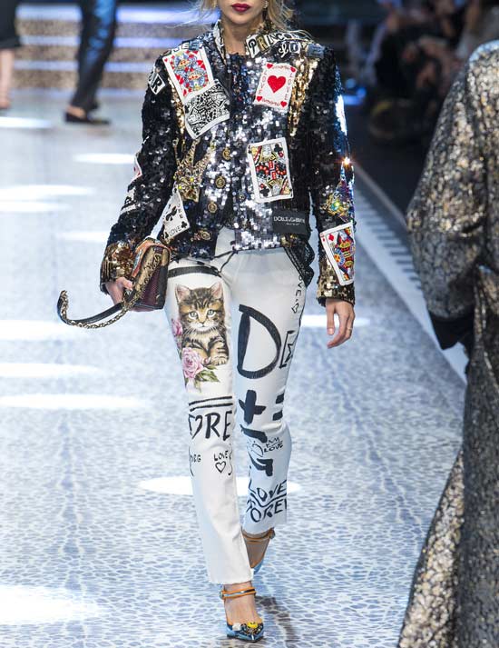 Jeans avec broderies, fentes, Dolce & Gabbana Automne 2026