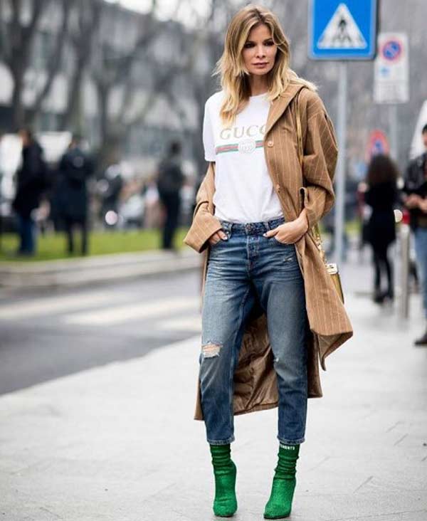 Look street tendance avec t-shirt à slogan