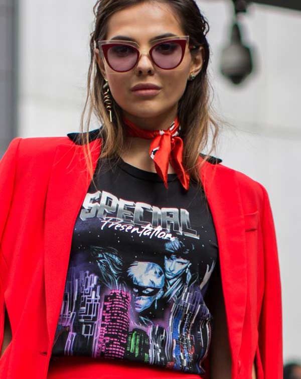 T-shirt noir avec imprimé