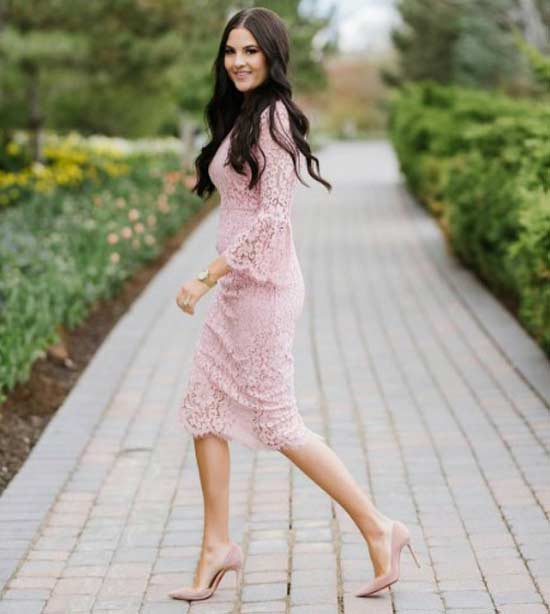 Robe midi en dentelle rose