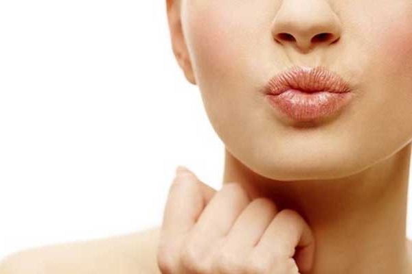 Rides away : un masque visage et cou anti-âge chic