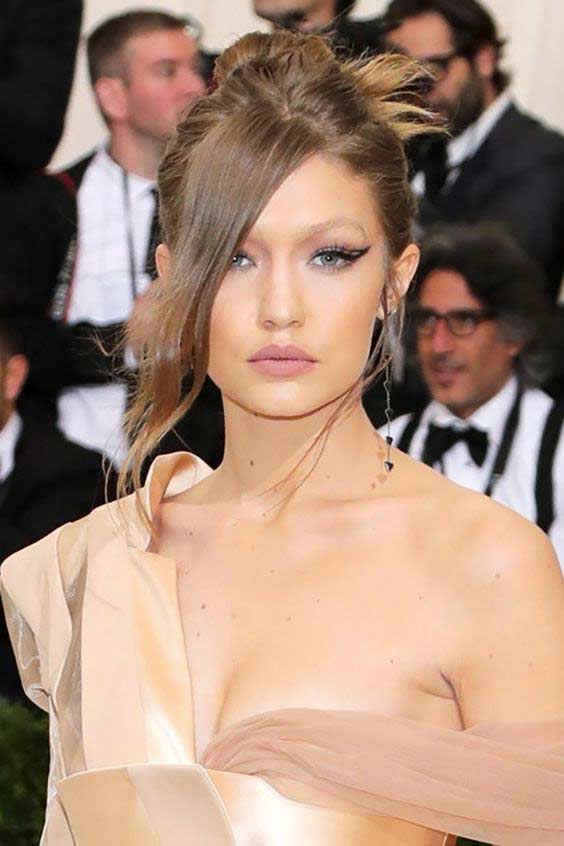 Gigi Hadid look 2026