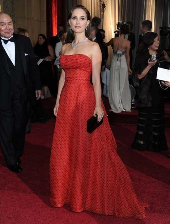 Robe rouge, Golden Globes 2026, Natalie Portman