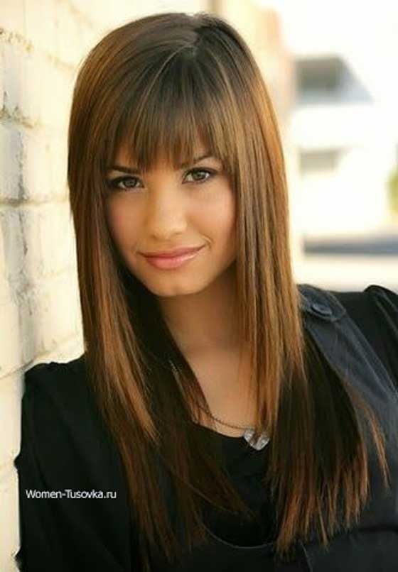 Choisir une coupe de cheveux longue pour les joues potelées