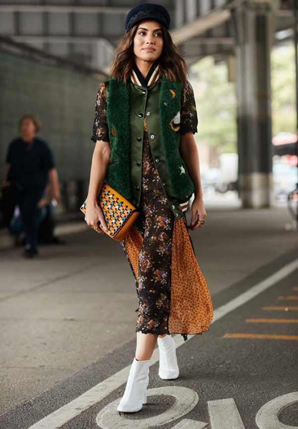 Robe en soie + gilet fourrure + bottines