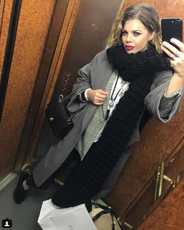 Le style de la chanteuse Stotskaya
