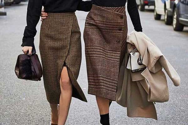 Modèles de jupes asymétriques populaires