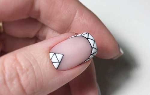 Élégant, à la mode, jeune : photo de manucure géométrique