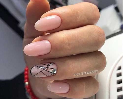 Belle manucure nue douce