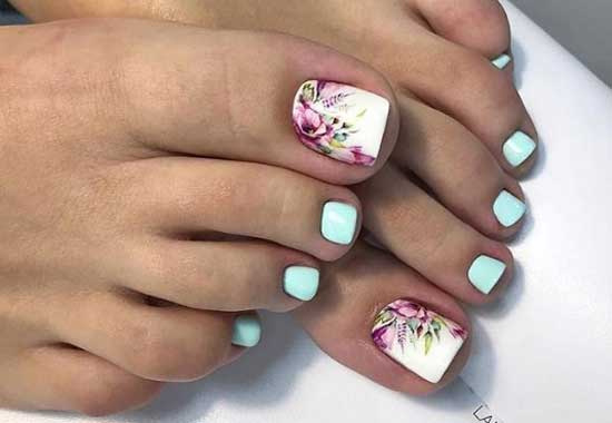 Idées de pédicure à la mode que vous voulez faire maintenant