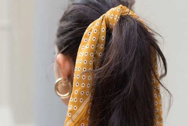 Coiffure avec un foulard