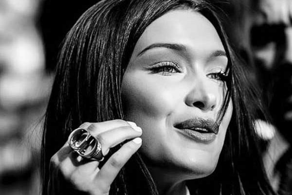 Célébrité au défilé @dior