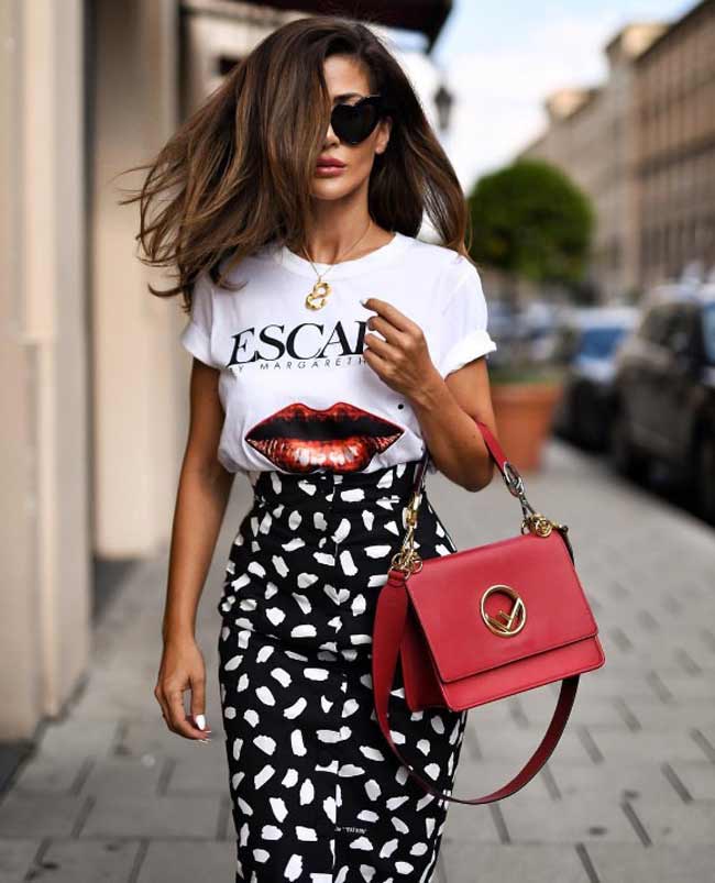 Jupe midi imprimée avec quoi porter