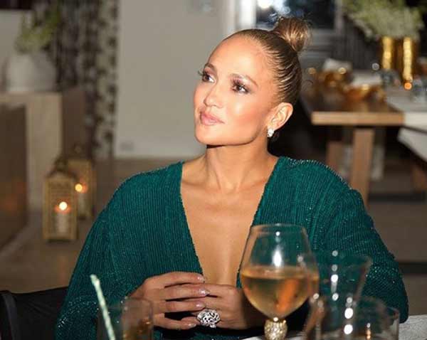 Manucure Jennifer Lopez