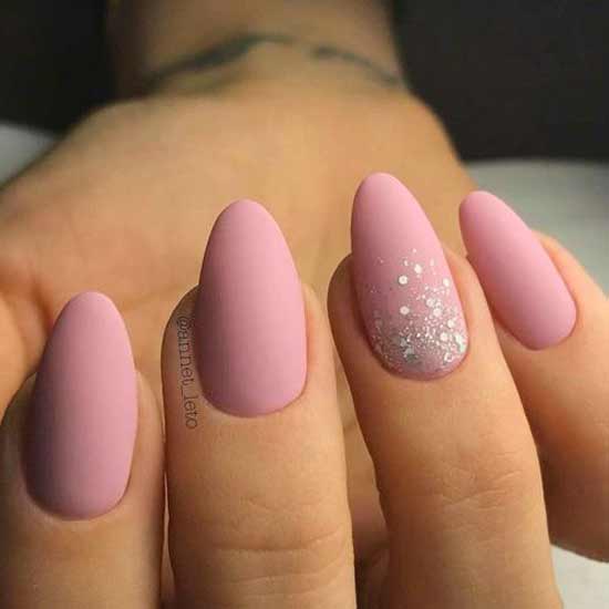 Rose mat pour l'automne