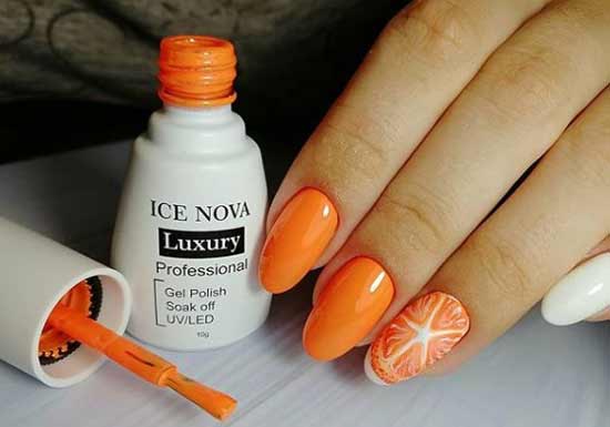 Manucure orange d'automne