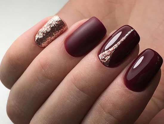 Manucure solide à paillettes d'automne foncé