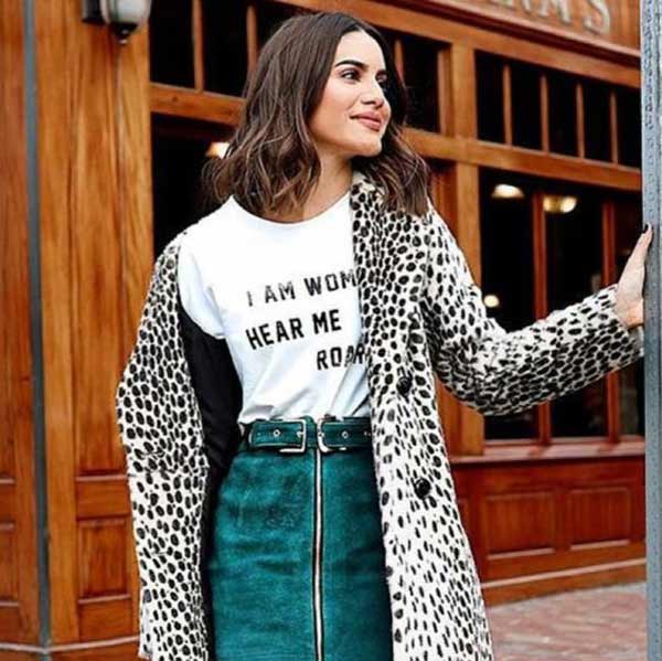 La loi à la mode sur les couleurs et les imprimés