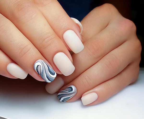 Conception nue délicate