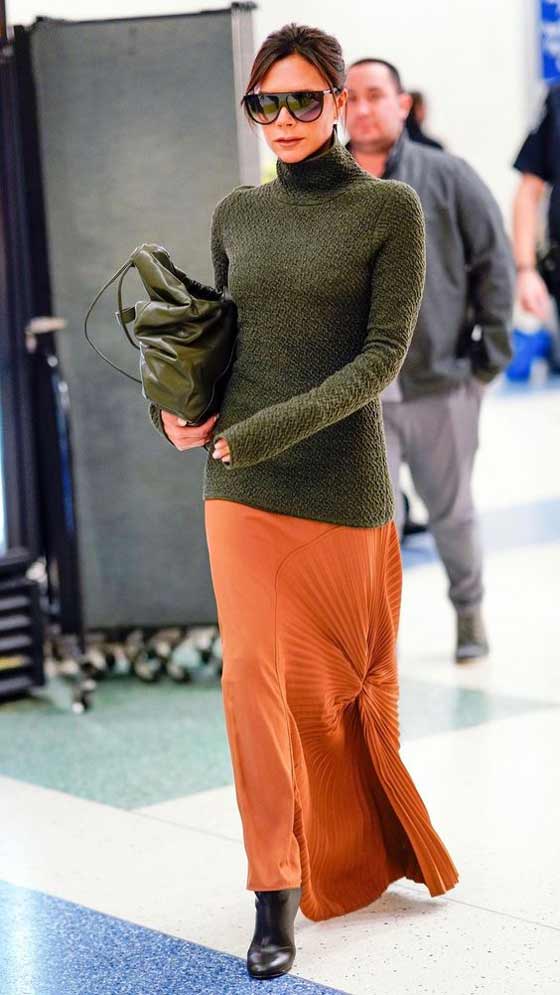 Look jupe orange et pull vert