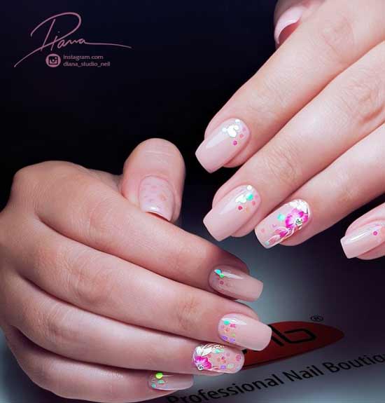 Nuance délicate avec kamifubiki doré transparent et peinture florale légère