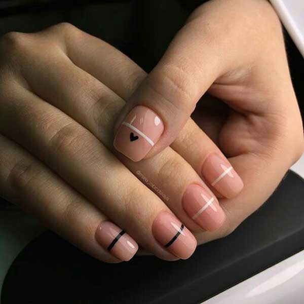 Conception nue et manucure de dessin minimaliste 2026