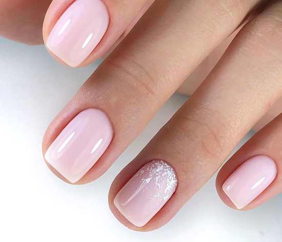 Nu et imitation neige