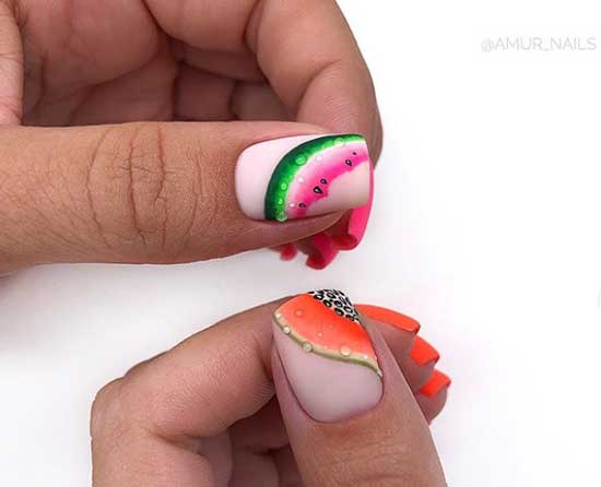 Manucure aux imprimés de fruits 2026