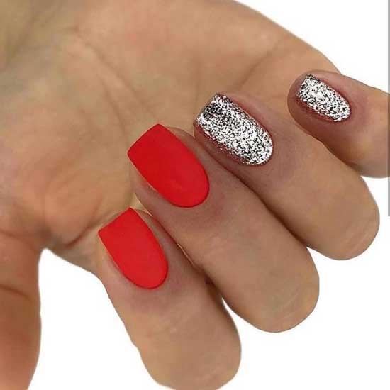 Couleurs à la mode du vernis à ongles 2026 photo