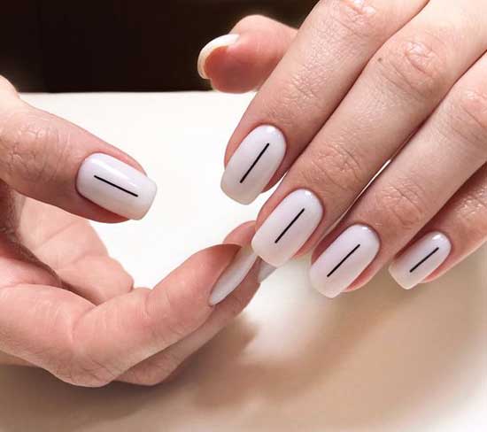 Les designs d'ongles les plus en vogue pour les ongles courts 2025-2026: photo