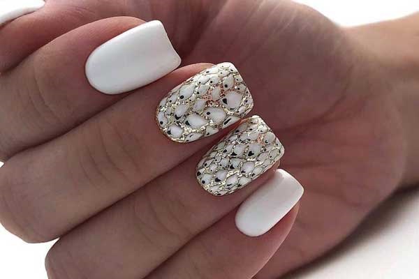 Manucure dorée : de belles idées