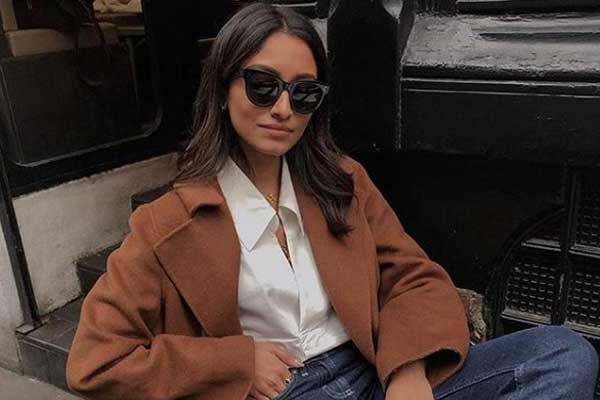 Palette brune dans les images de vêtements