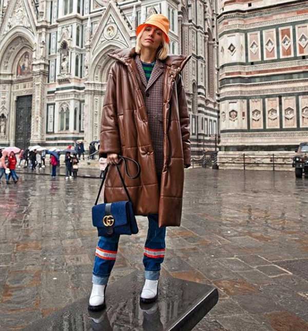 Choses à la mode dans une nuance brune