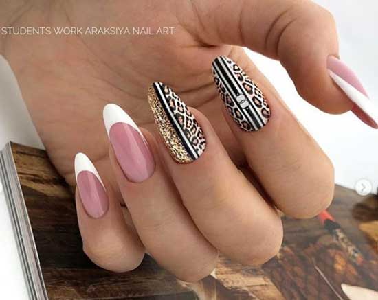 Manucure lumineuse avec imprimé léopard doré