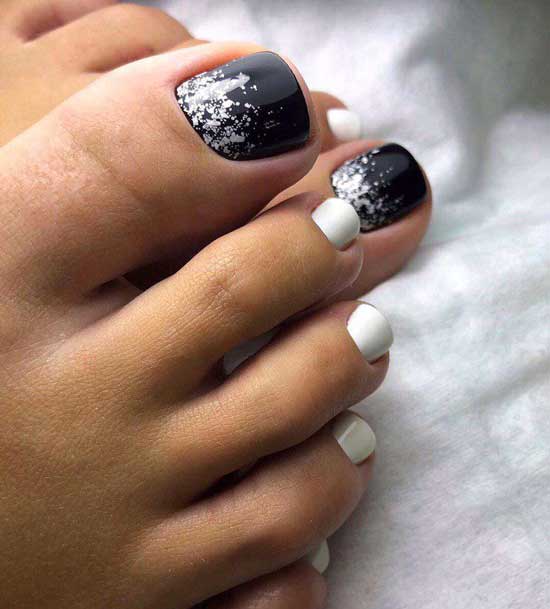 Pédicure bicolore 2026