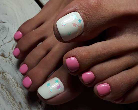 Pédicure avec dessins et autocollants 2026