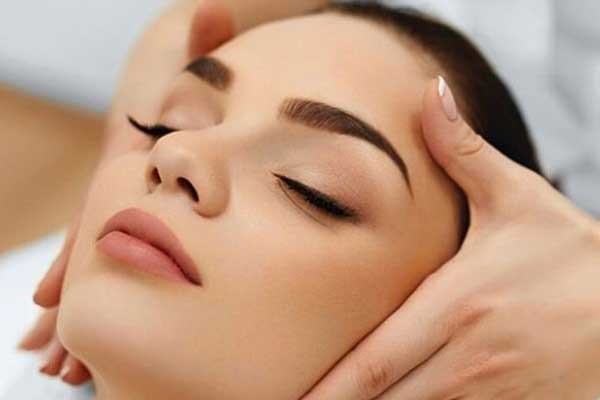 Utiliser l'acide hyaluronique à la maison