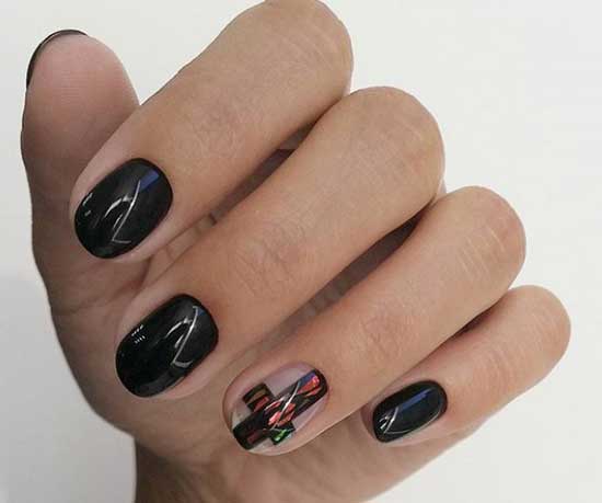 Minimalisme de manucure noire