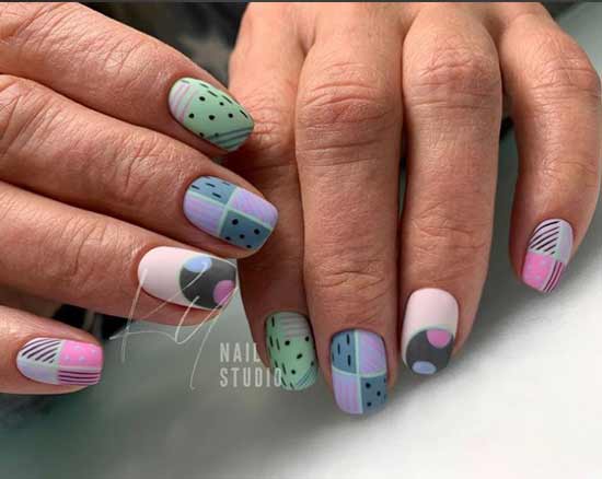 Manucure rose-menthe