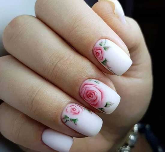 Ongles tendance 2025-2026 roses roses