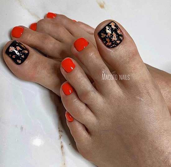 Pédicure rouge et noire