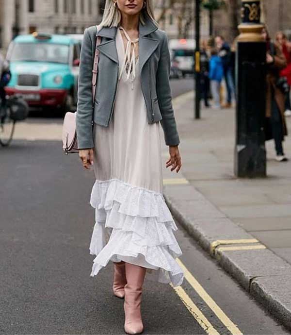 Robe blanche à volants 2025-2026