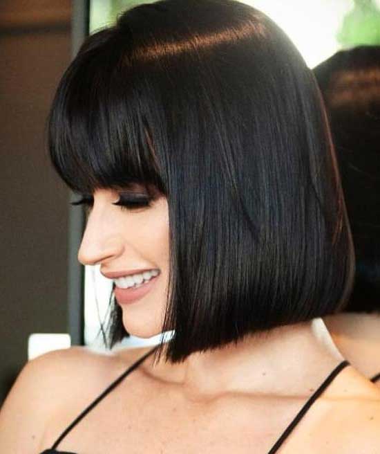 Coupes de cheveux élégantes à la mode avec une frange