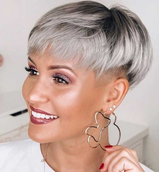 Coupe de cheveux Pixie après 40 ans